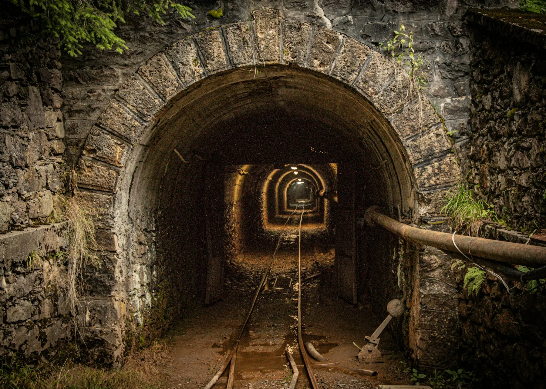 Historic artisanal tin workings